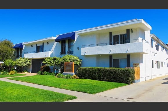 Property Exterior at Lido Apartments - 3610 Midvale Ave, Los Angeles, CA, 90034